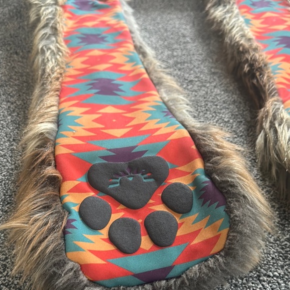 SpiritHoods Faux Fur Hooded Scarf - Picture 4 of 5